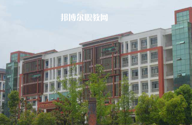 黔西南民族職業(yè)技術(shù)學(xué)院(中職部)2022年報(bào)名條件、招生要求、招生對(duì)象