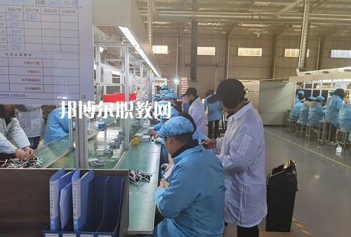 祁門縣永泰技術(shù)學校2022年招生辦聯(lián)系電話
