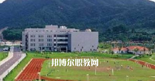 滎經(jīng)縣職業(yè)高級(jí)中學(xué)2022年報(bào)名條件、招生要求、招生對(duì)象
