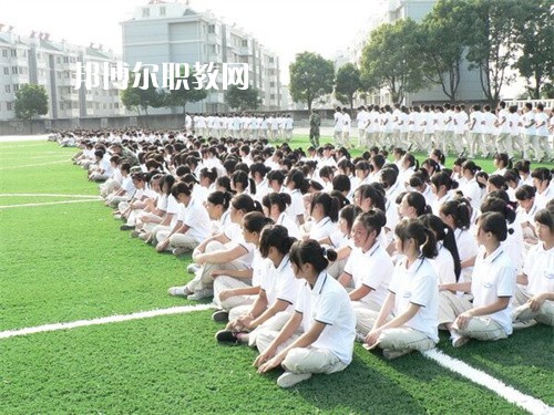 安慶工業(yè)學(xué)校2022年報名條件、招生要求、招生對象
