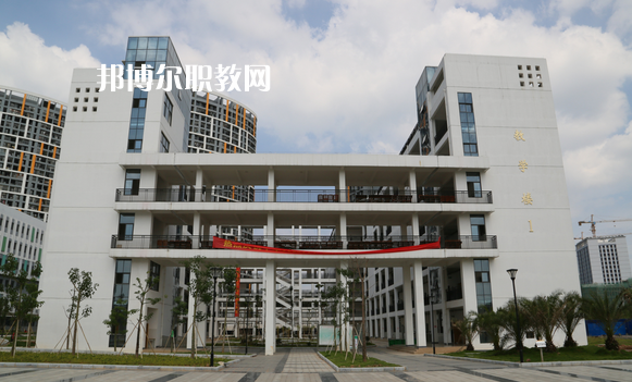南寧衛(wèi)生學(xué)校怎么樣、好不好