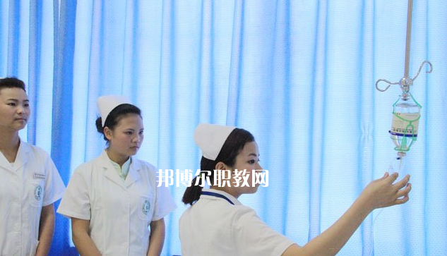 眉山衛(wèi)生職業(yè)學(xué)校2022年報(bào)名條件、招生要求、招生對象