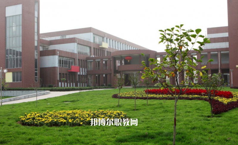 河北石家莊幼兒師范學(xué)校2022年學(xué)費、收費多少