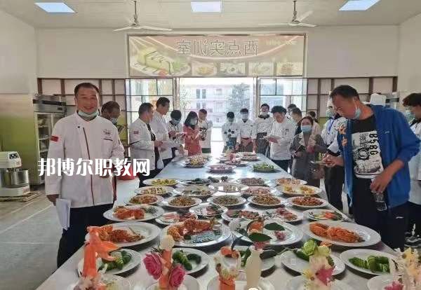 淮北市烈山區(qū)中等專業(yè)學(xué)校2022年報(bào)名條件、招生要求、招生對(duì)象