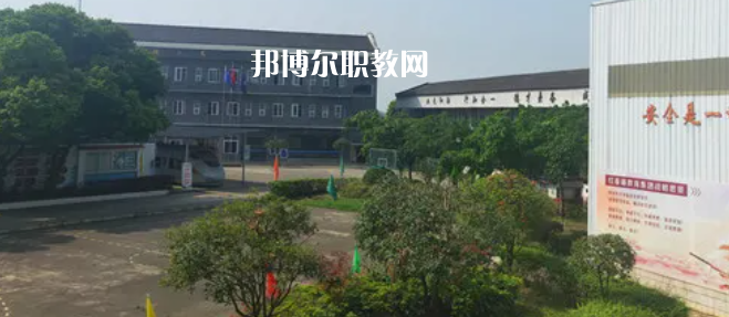 成都莊園機電職業(yè)技術(shù)學(xué)校2022年有哪些專業(yè)