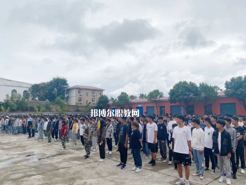 銅陵智通職業(yè)技術(shù)學(xué)校2022年報(bào)名條件、招生要求、招生對(duì)象