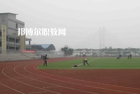 臨滄財(cái)貿(mào)學(xué)校2022年學(xué)費(fèi)、收費(fèi)多少