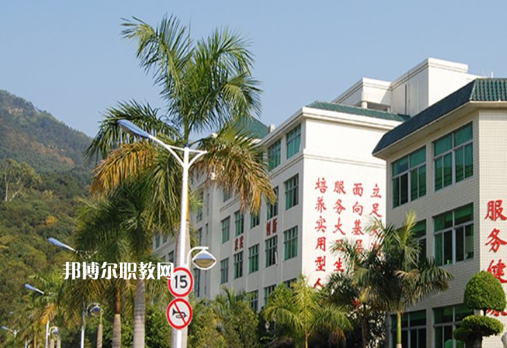 廣東潮州衛(wèi)生學(xué)校怎么樣、好不好