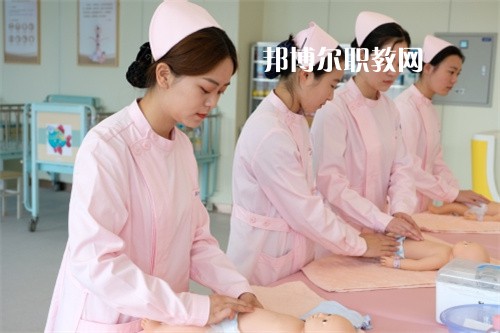 云南2022年衛(wèi)校?？茖W校