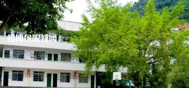沐川縣中等職業(yè)學校2022年報名條件、招生要求、招生對象