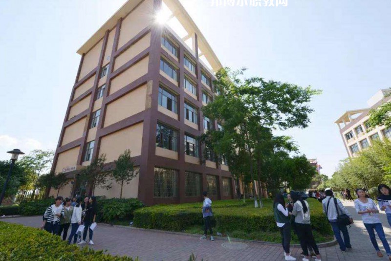 云南商務(wù)職業(yè)學院2022年報名條件、招生要求、招生對象