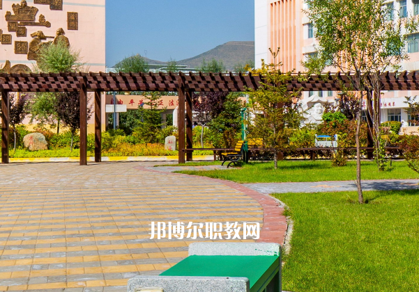 湟中職業(yè)教育中心2022年學(xué)費(fèi)、收費(fèi)多少