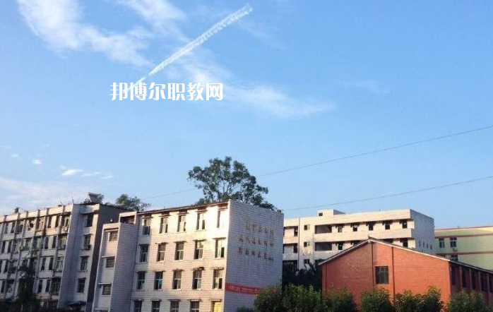 宜賓敘州區(qū)柳嘉職業(yè)技術(shù)學(xué)校2022年怎么樣、好不好