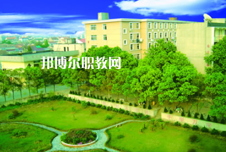 湖北廣播電視學(xué)校2022年報(bào)名條件、招生要求、招生對象