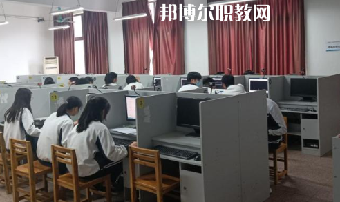 武漢建設(shè)學(xué)校2022年報(bào)名條件、招生要求、招生對(duì)象