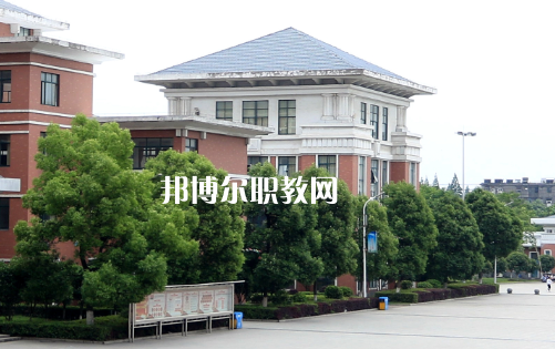 荊州機械電子工業(yè)學(xué)校2022年怎么樣、好不好