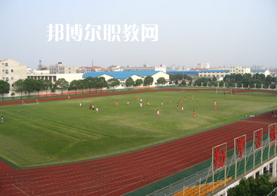 武漢東西湖職業(yè)技術(shù)學校2022年報名條件、招生要求、招生對象