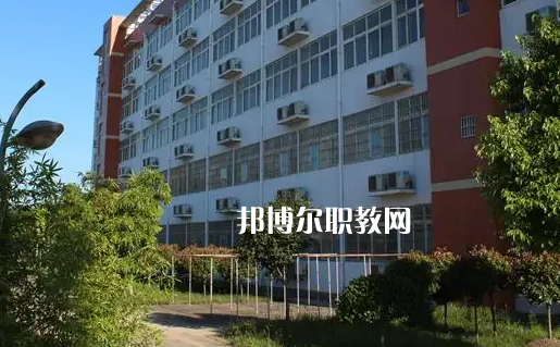 湖北現(xiàn)代技術(shù)學(xué)校2022年報(bào)名條件、招生要求、招生對(duì)象