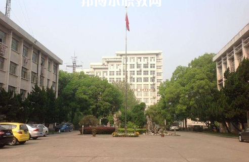 湖北現(xiàn)代技術(shù)學(xué)校2022年有哪些專(zhuān)業(yè)