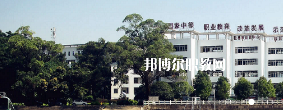桂林市旅游職業(yè)中等專業(yè)學(xué)校2022年報名條件、招生要求、招生對象