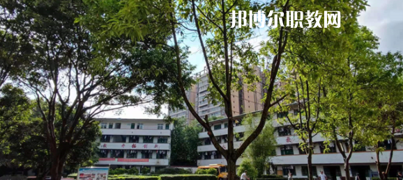 廣西玉林市現(xiàn)代職業(yè)技術(shù)學(xué)校2022年報(bào)名條件、招生要求、招生對(duì)象
