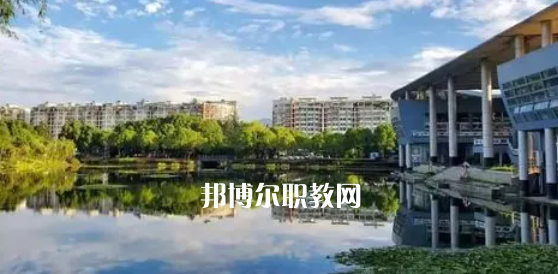 寧波高職?？圃盒Ｅ琶?強(qiáng)