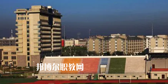安徽高職?？圃盒Ｅ琶?6強