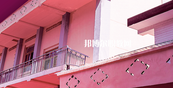 芙蓉礦務(wù)局技工學(xué)校地址在哪里，哪個(gè)地區(qū)，哪個(gè)城市?