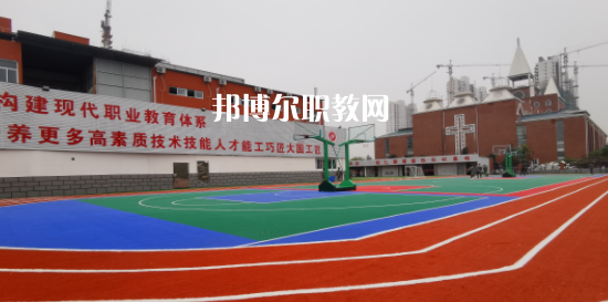 淮安市淮航技工學校地址在哪里，哪個地區(qū)，哪個城市?