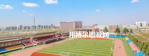 西安培華學院附屬職業(yè)中等專業(yè)學校地址在哪里，哪個地區(qū)，哪個城市?