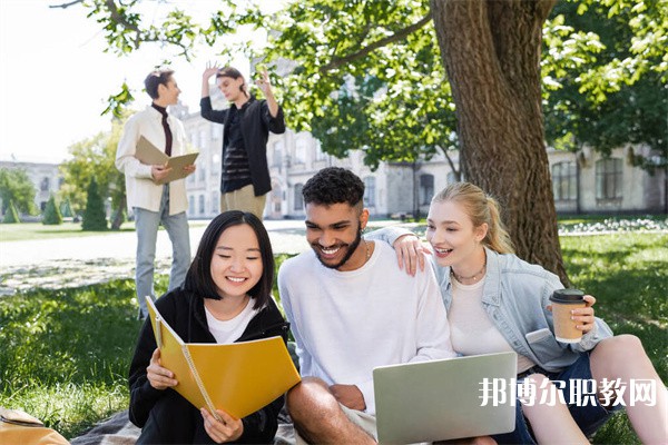 甘孜州職業(yè)技術(shù)學校有哪些招生專業(yè)（2023年）