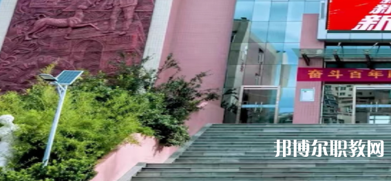石家莊美術職業(yè)學校地址，乘車路線