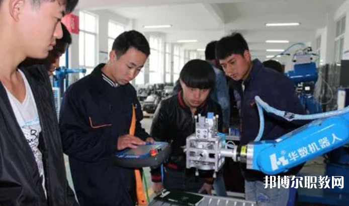 首鋼水城鋼鐵(集團)有限責任公司中等專業(yè)學校怎么樣、好不好