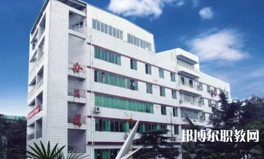 成都實(shí)驗(yàn)商貿(mào)管理學(xué)校2024年報(bào)名條件、招生要求、招生對(duì)象