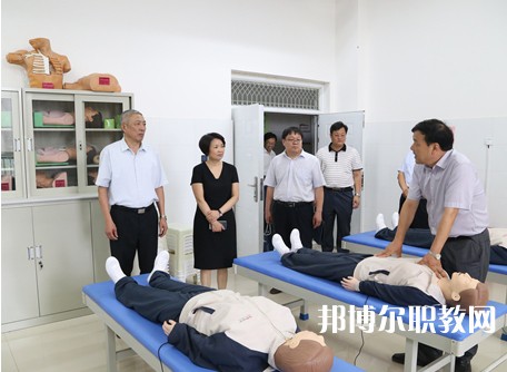 鶴壁工業(yè)中專(zhuān)2023年招生錄取分?jǐn)?shù)線(xiàn)(2024參考)