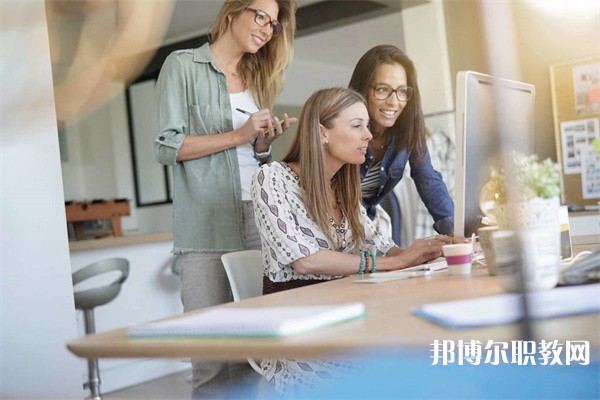 四川哪里的中專學校能讀數控與模具專業(yè)