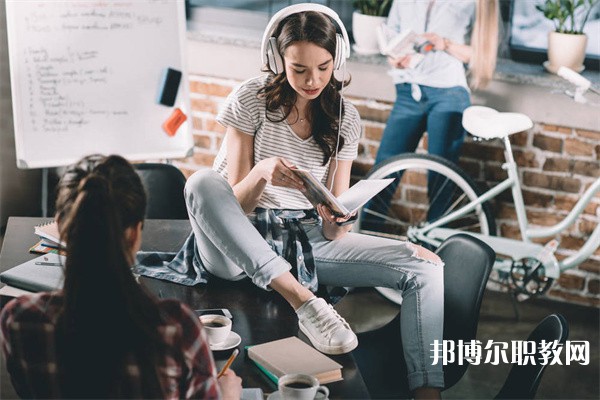貴州哪里的職業(yè)學(xué)校能讀電氣自動(dòng)化設(shè)備安裝與維修專(zhuān)業(yè)
