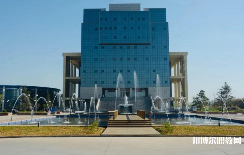 唐山豐潤綜合職業(yè)技術(shù)教育中心2025年報名條件、招生要求、招生對象