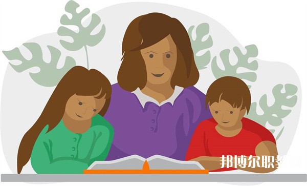 貴州哪里的中專學校能讀空中乘務(wù)專業(yè)